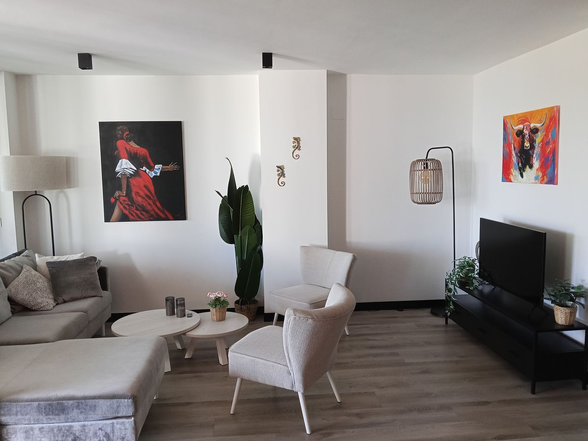 12ea695e86e307142dcdcc70d8eeada0 - 23