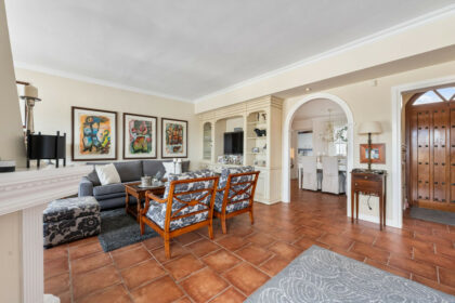 1313dbc11c3b4207c988632e201115dd - 10