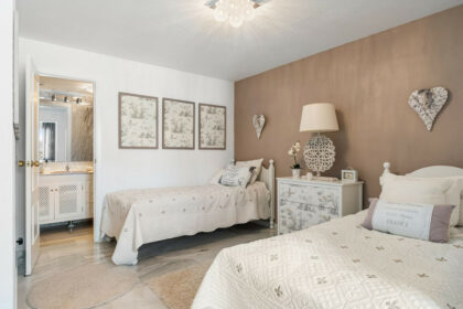 1313dbc11c3b4207c988632e201115dd - 21