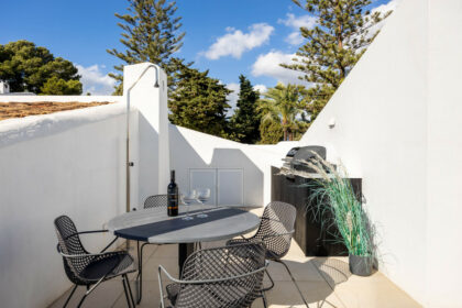 13b68b14343c2261474f3497a88e3e9f - 19