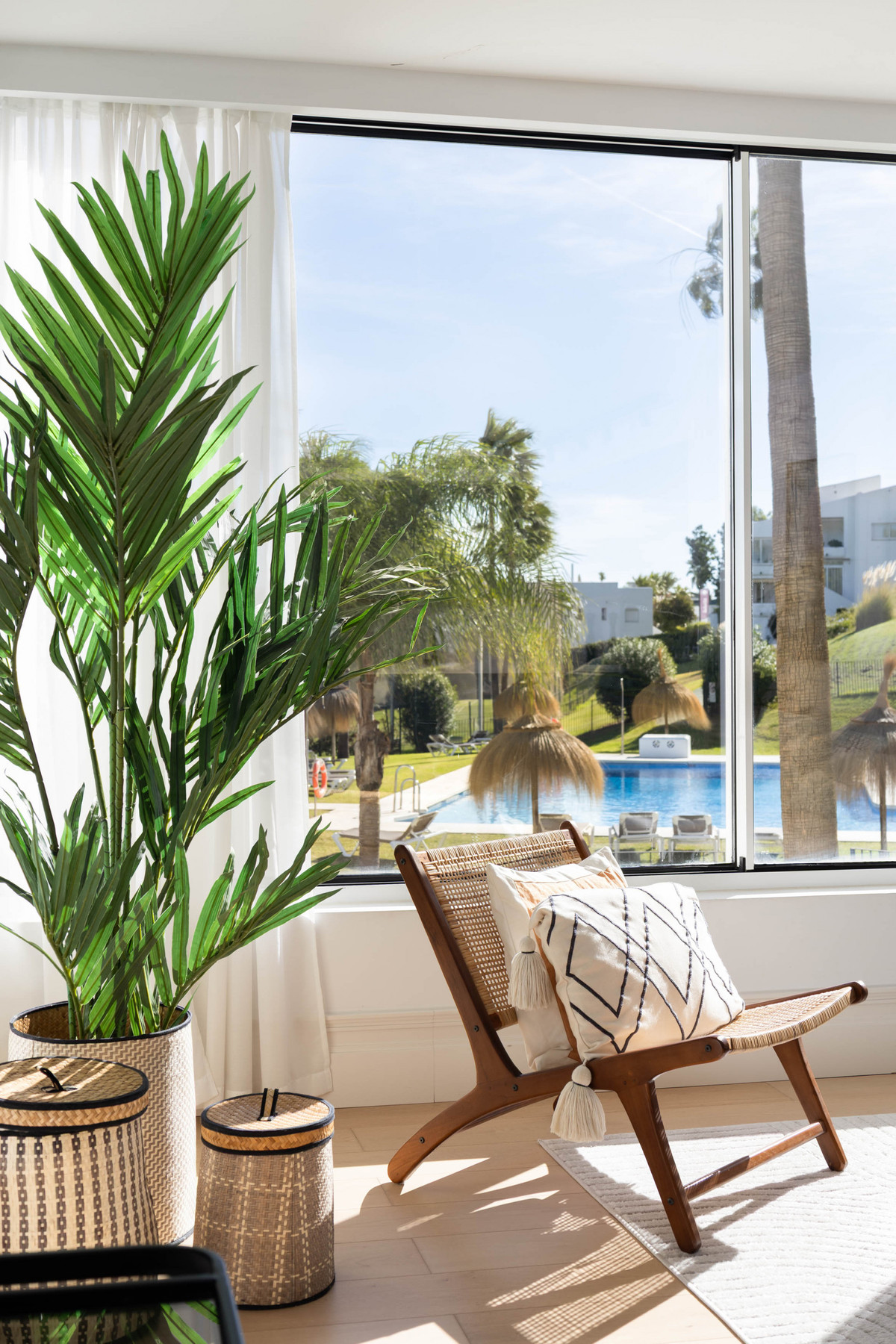 13b68b14343c2261474f3497a88e3e9f - 21