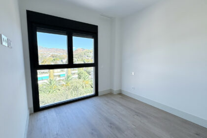 146a6f39bfcaea9dc01a939996e46b33 - 16