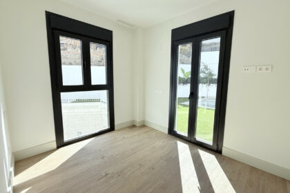 146a6f39bfcaea9dc01a939996e46b33 - 19