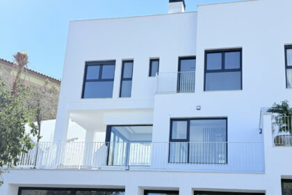 146a6f39bfcaea9dc01a939996e46b33 - 30