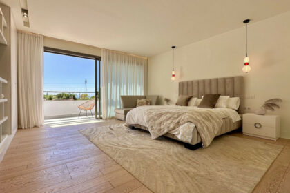 151fa65fabb9b95c0d3c77fb1f73a2bc - 14