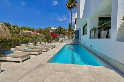 151fa65fabb9b95c0d3c77fb1f73a2bc - 2