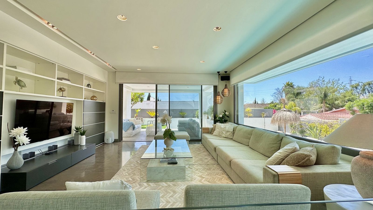 151fa65fabb9b95c0d3c77fb1f73a2bc - 21