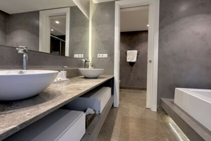 151fa65fabb9b95c0d3c77fb1f73a2bc - 36