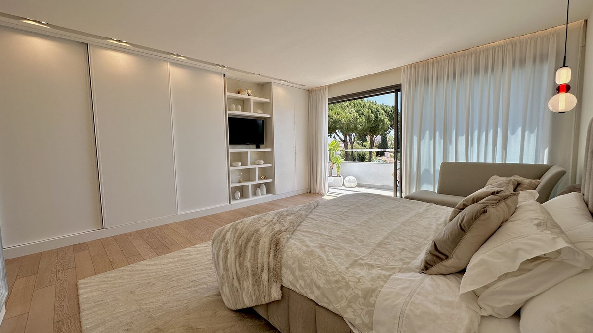 151fa65fabb9b95c0d3c77fb1f73a2bc - 37