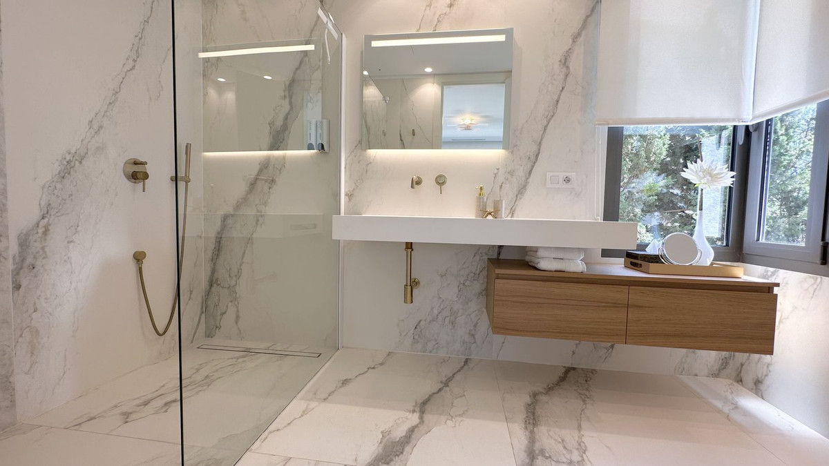 151fa65fabb9b95c0d3c77fb1f73a2bc - 39