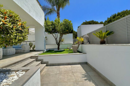 151fa65fabb9b95c0d3c77fb1f73a2bc - 48