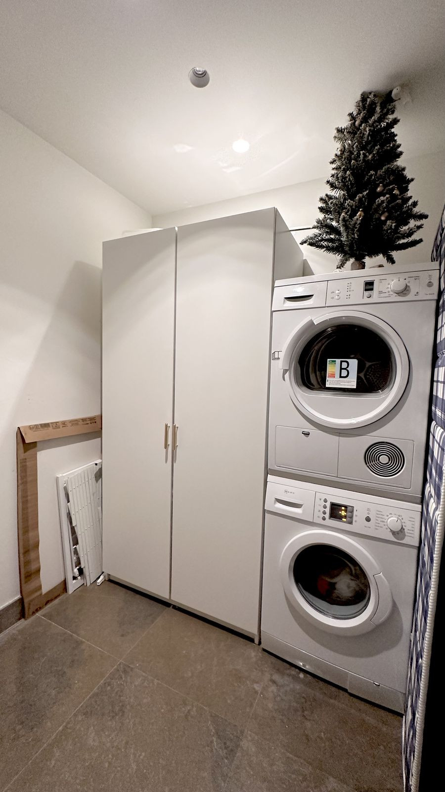 151fa65fabb9b95c0d3c77fb1f73a2bc - 60