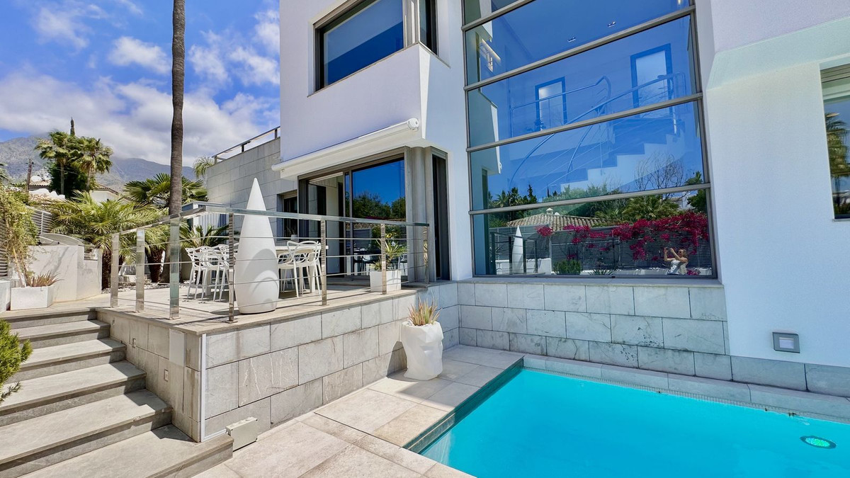 151fa65fabb9b95c0d3c77fb1f73a2bc - 7