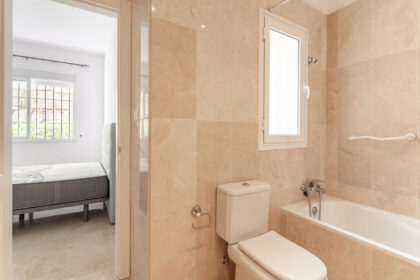 152abcab9b5b919d005050bb9492934c - 10