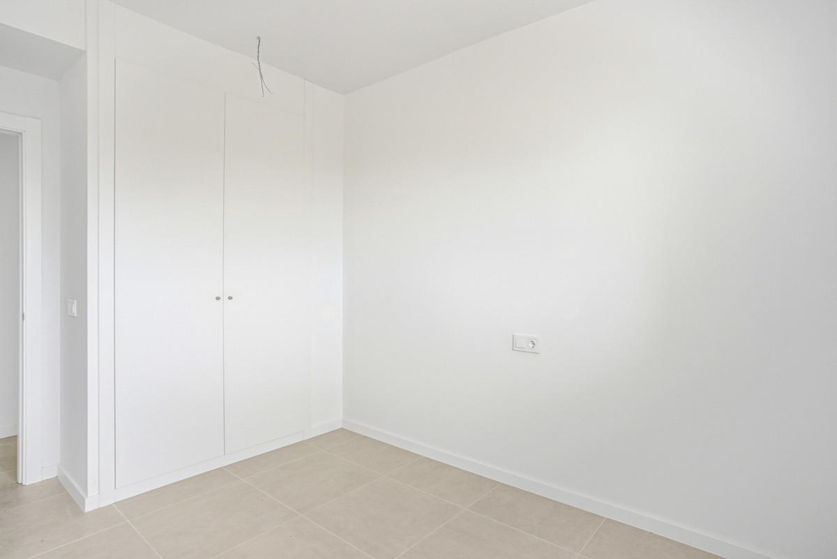 1531393a59b0887575c1ce7cad4a8085 - 26