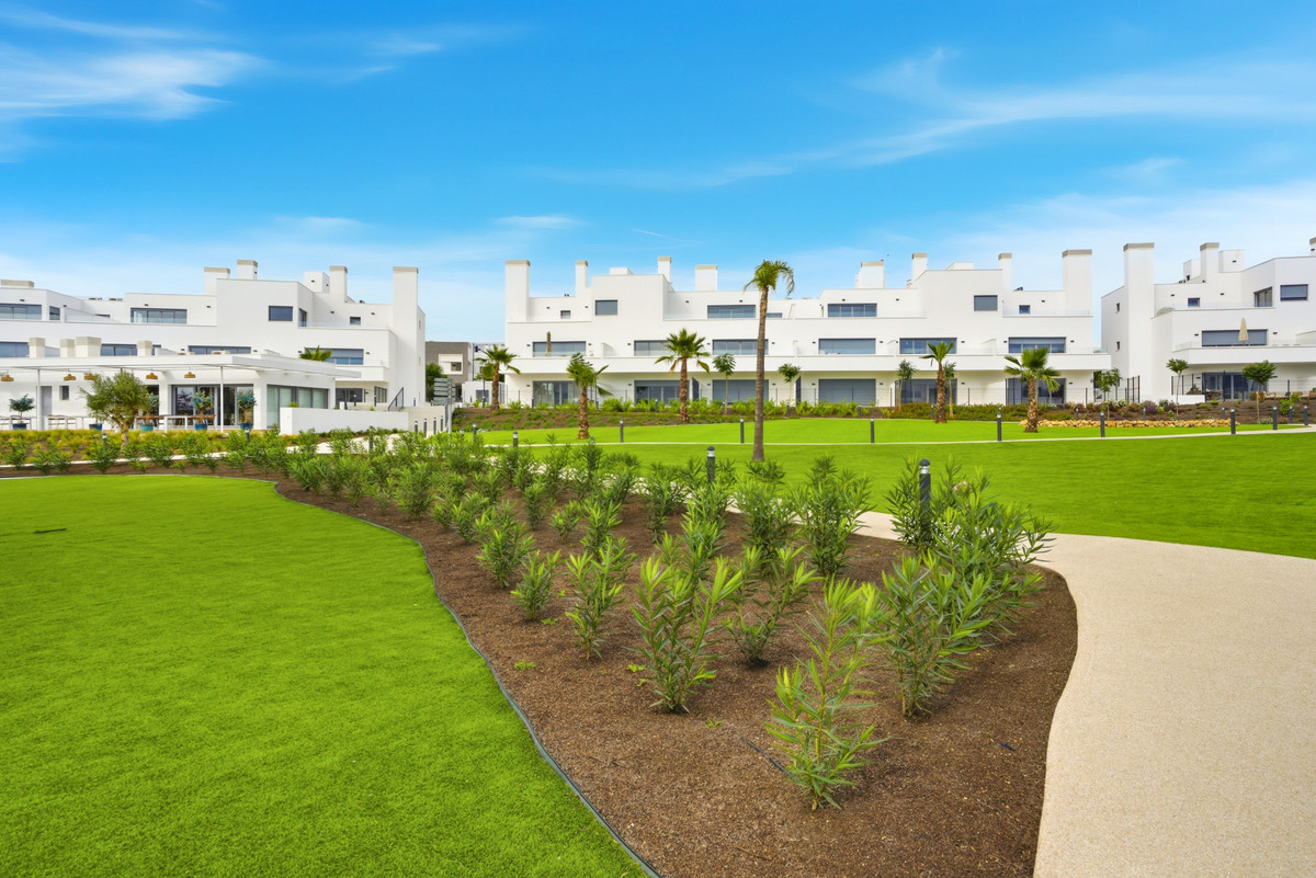 1531393a59b0887575c1ce7cad4a8085 - 28