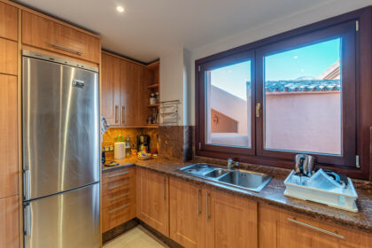 157f16301e57432ae8ccbc5356ac694a - 15