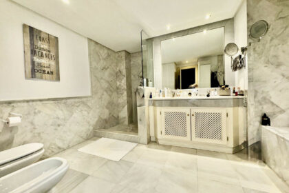 16cb432d9ec612d406571b466ec509bb - 15