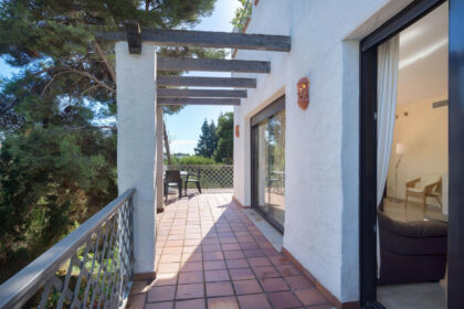 16d431aa78680a50c9c4fb12abc85012 - 18