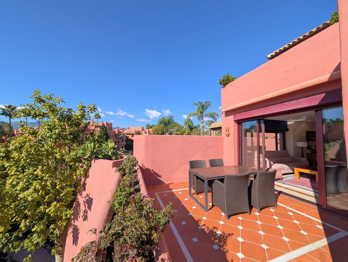 174c562c59cc9022683c4c081b49314c - 15