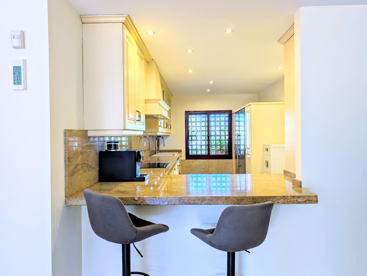 174c562c59cc9022683c4c081b49314c - 17