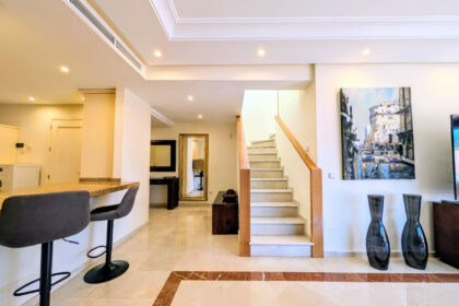 174c562c59cc9022683c4c081b49314c - 21