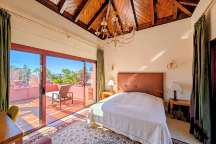 174c562c59cc9022683c4c081b49314c - 23