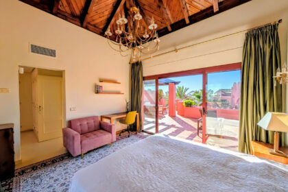 174c562c59cc9022683c4c081b49314c - 24