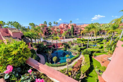 174c562c59cc9022683c4c081b49314c - 26