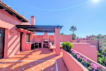 174c562c59cc9022683c4c081b49314c - 27