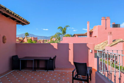 174c562c59cc9022683c4c081b49314c - 33