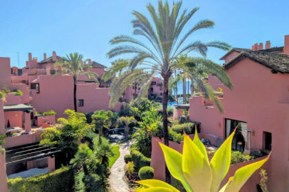 174c562c59cc9022683c4c081b49314c - 34