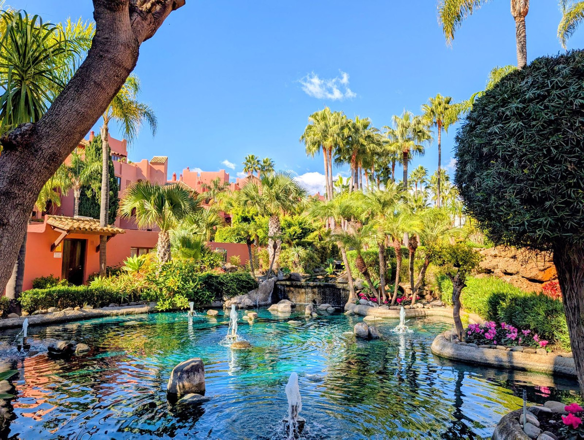 174c562c59cc9022683c4c081b49314c - 5