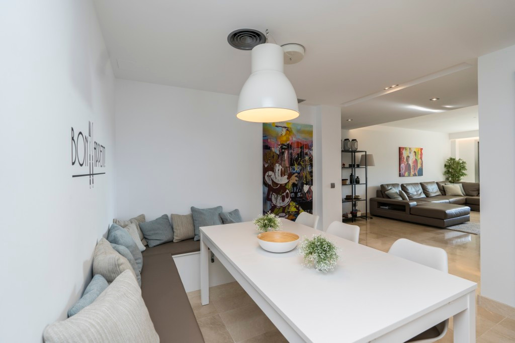 1757284eaa468273499d7b72a3ebcc6c - 12