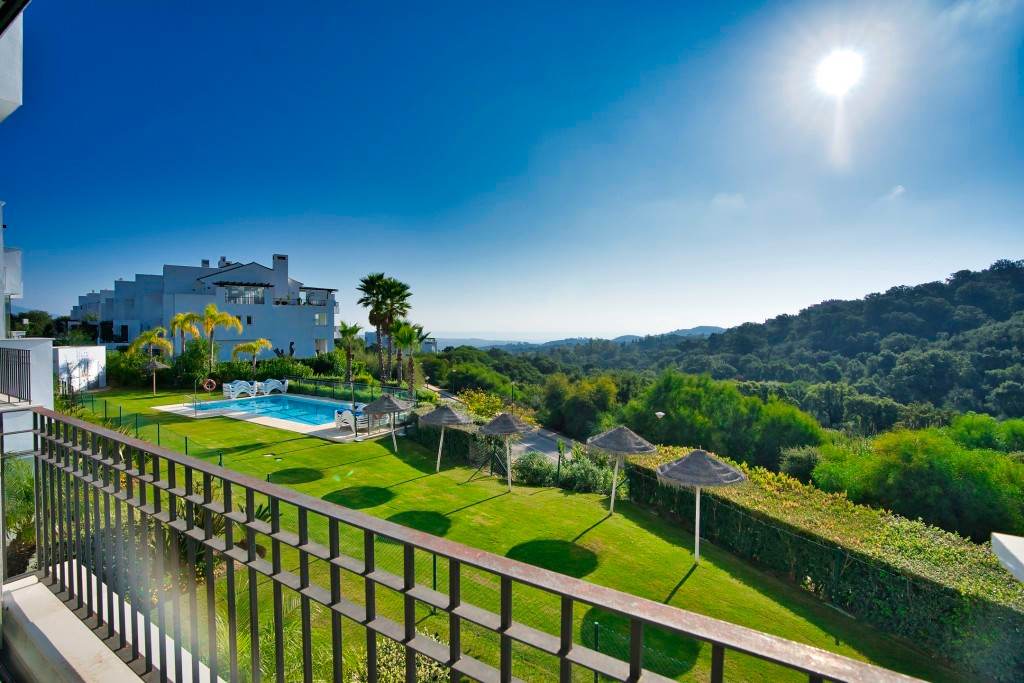 1757284eaa468273499d7b72a3ebcc6c - 18