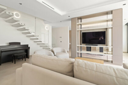 176e3860119c48ac593c8240f4659232 - 17