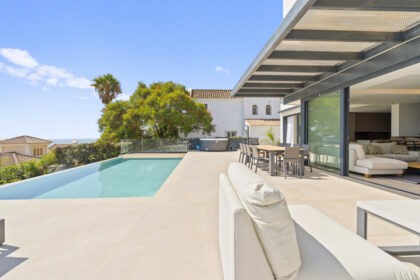 176e3860119c48ac593c8240f4659232 - 26