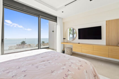 176e3860119c48ac593c8240f4659232 - 4