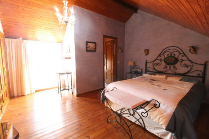 17db8b6e269359adb4c635eff0de9d2a - 18