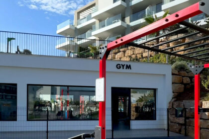 185b059e011778a664ec8b641059ebd8 - 19