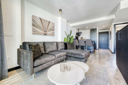 185b059e011778a664ec8b641059ebd8 - 3