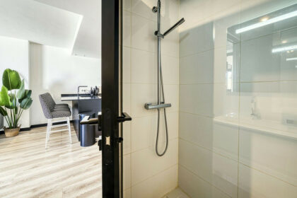 185b059e011778a664ec8b641059ebd8 - 38