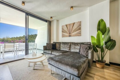 185b059e011778a664ec8b641059ebd8 - 49