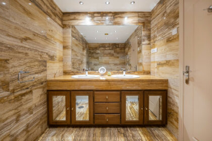 1889a06e45bc5896f9a64e926d88a3c6 - 14