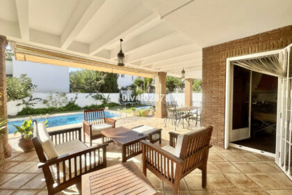 194095bf77525de8f1ad0e2b36f9be1c - 12