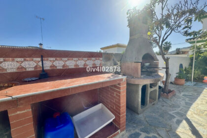 194095bf77525de8f1ad0e2b36f9be1c - 14