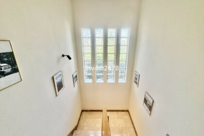 194095bf77525de8f1ad0e2b36f9be1c - 19