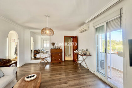 194095bf77525de8f1ad0e2b36f9be1c - 22