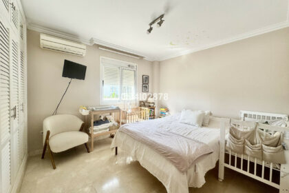 194095bf77525de8f1ad0e2b36f9be1c - 30