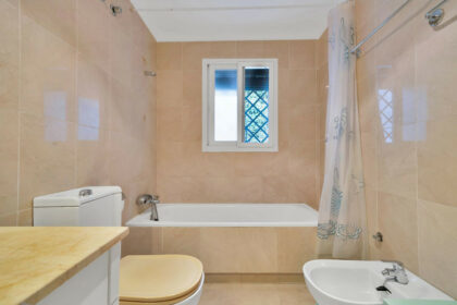 194f9e5f881fdc8dd8c1fe7ce19090ee - 11